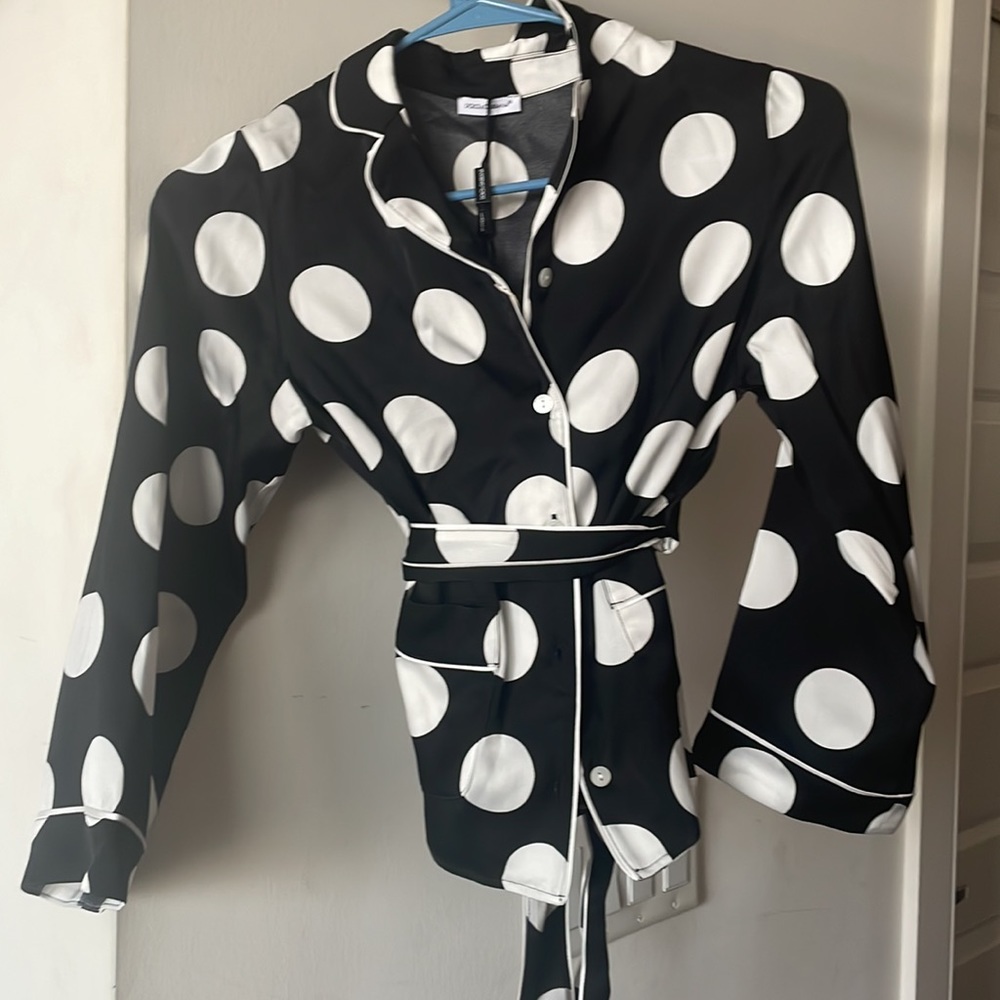 DOLCE & GABBANA
Belted polka-dot stretch-silk top - Picture 2 of 11